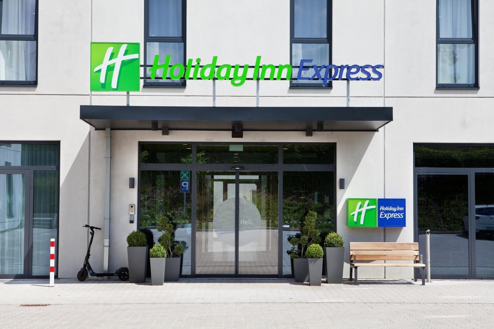 Holiday Inn Express - Ремшайд Екстер'єр фото
